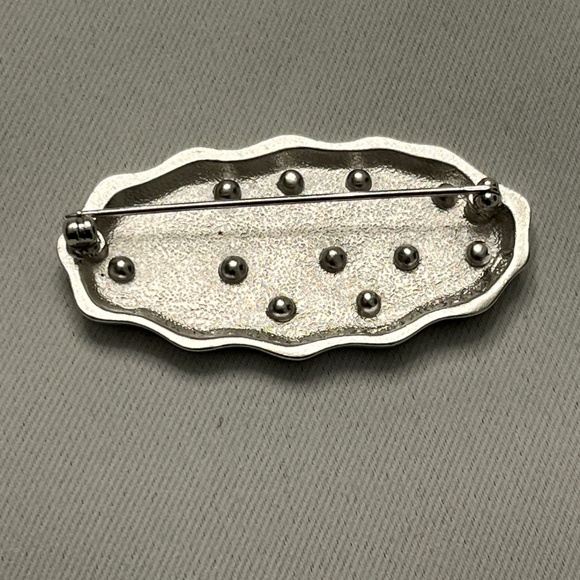 Pray Hard silver pin with rhinestones by Art Gallery of Ontario - Picture 8 of 9